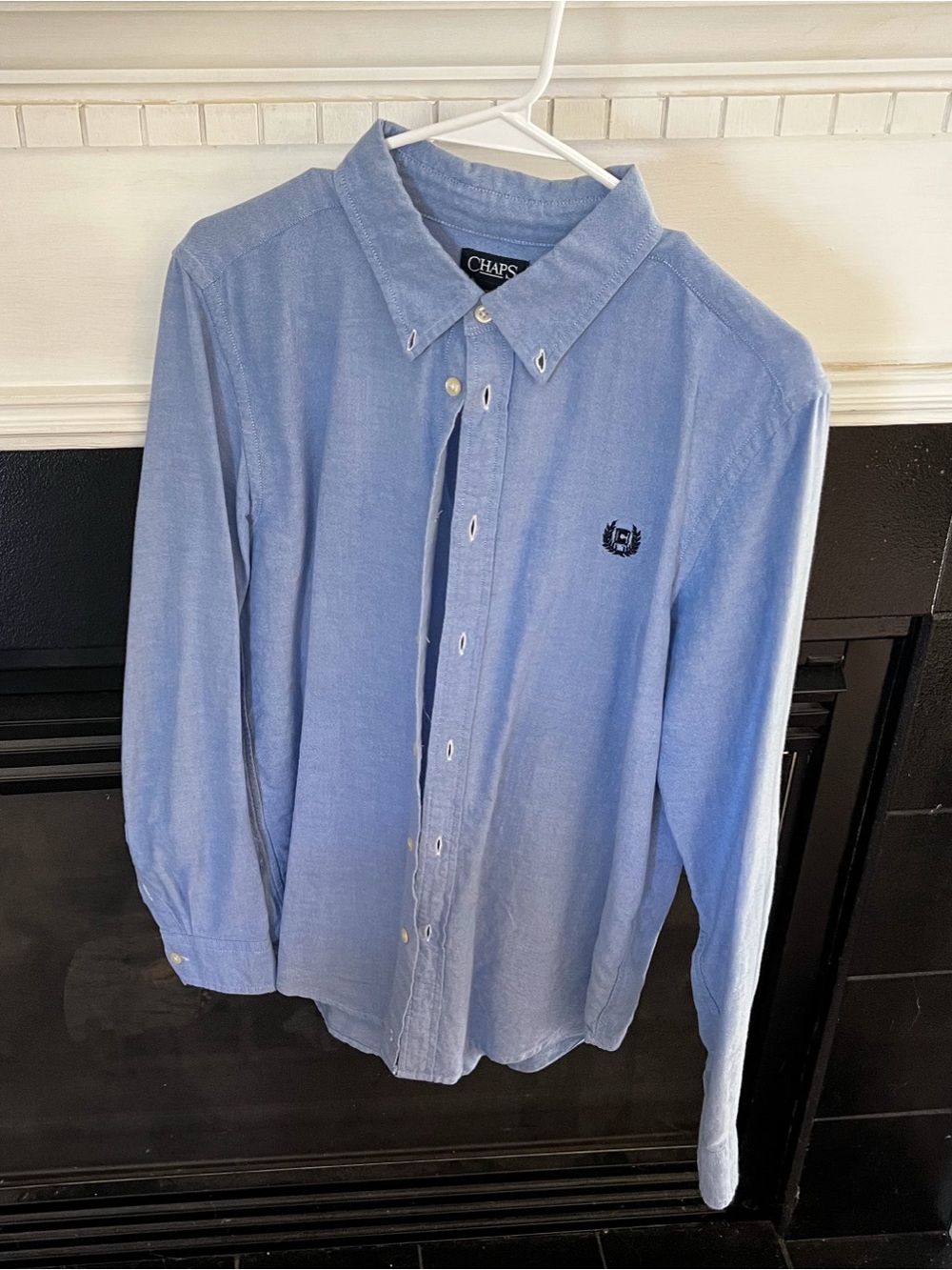 Chaps Men's Light Blue Button-Down Dress Shirt with Crest